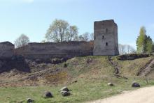 Талавская башня с остатками "захаба"